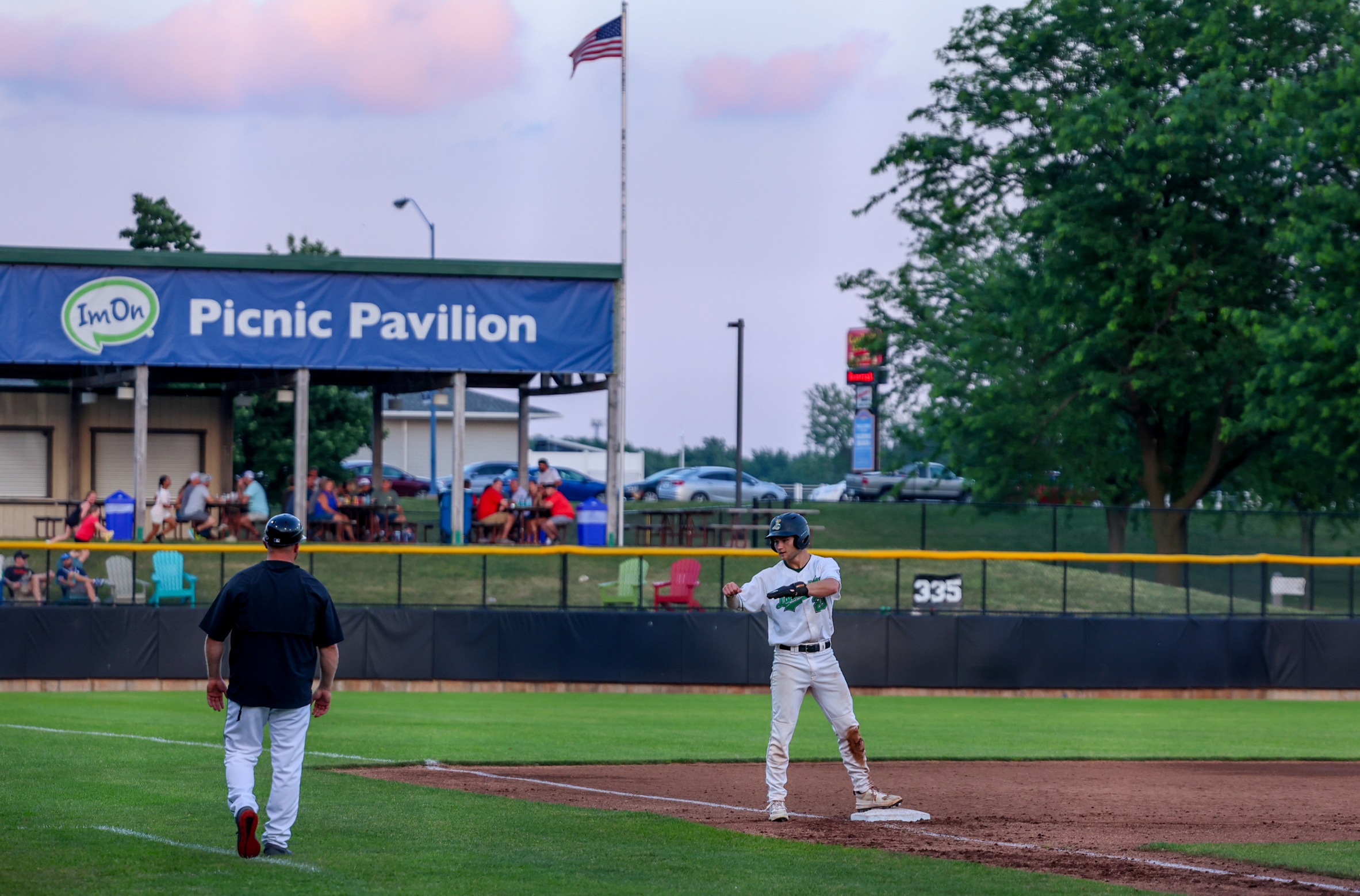 LumberKings Score 15 in Run-Rule Victory Over Doggy Paddlers